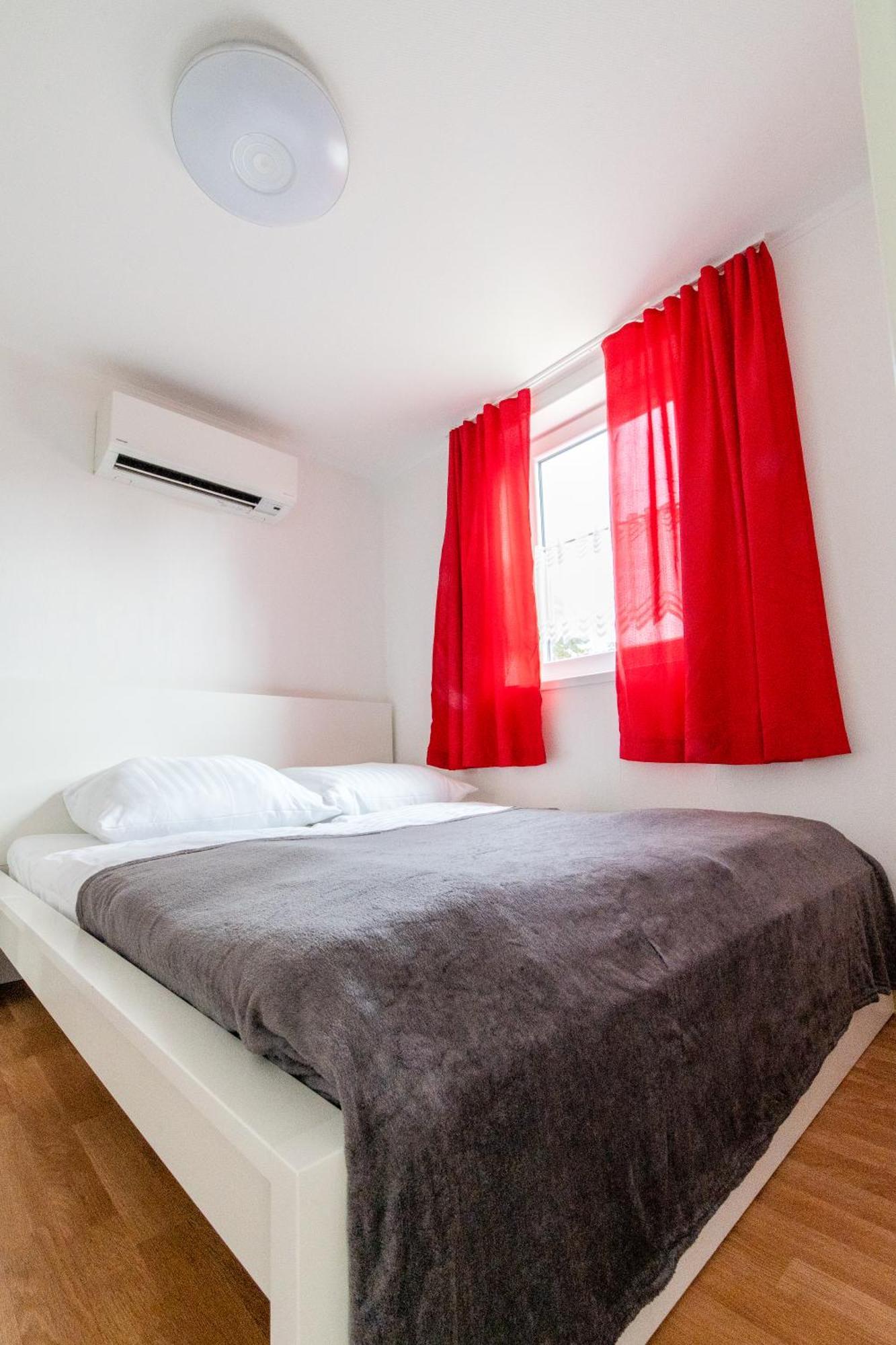 Naturcamping Lueneburger Heide - Chalets & Tiny Haeuser Soltau Εξωτερικό φωτογραφία
