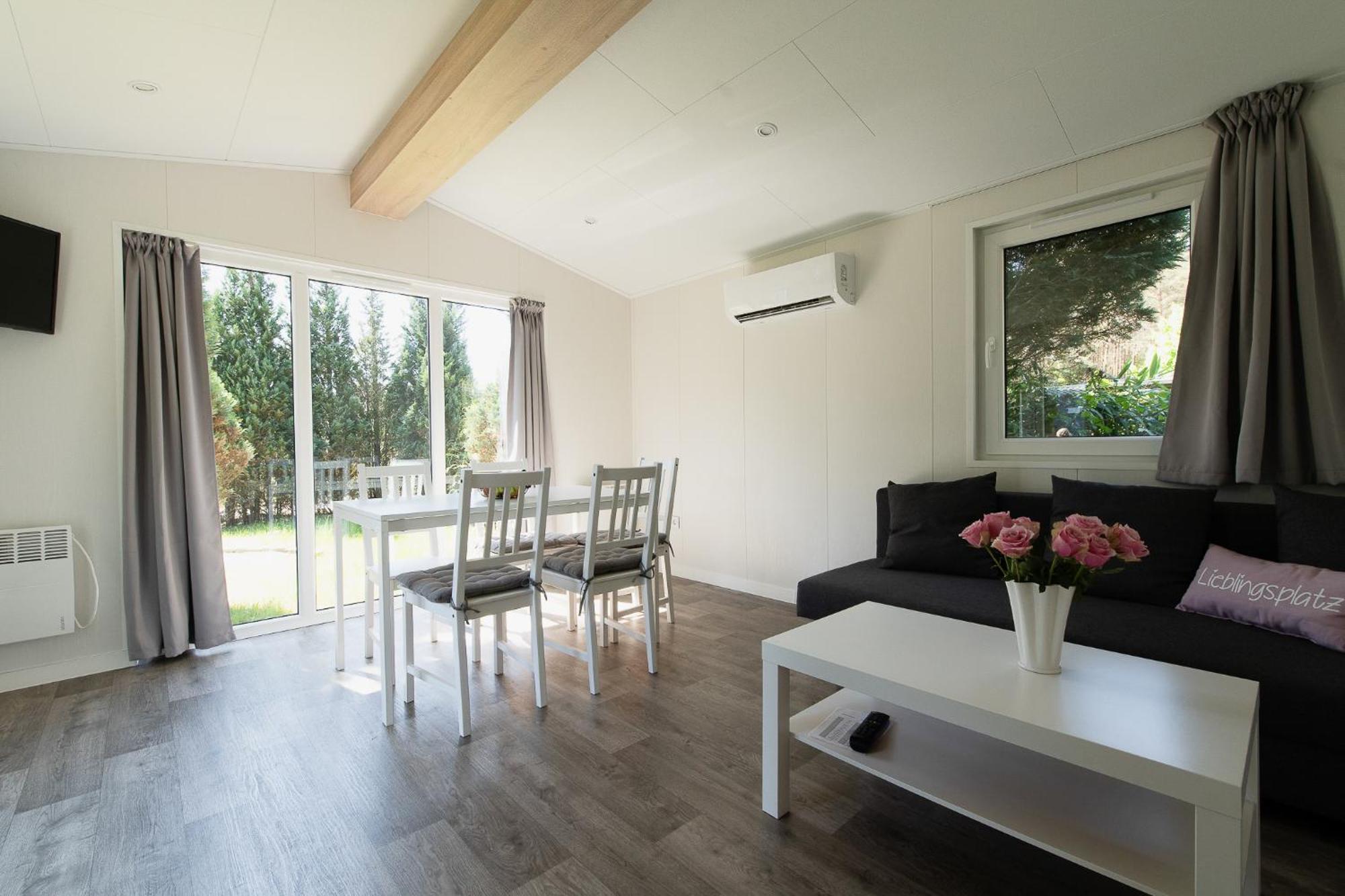 Naturcamping Lueneburger Heide - Chalets & Tiny Haeuser Soltau Εξωτερικό φωτογραφία