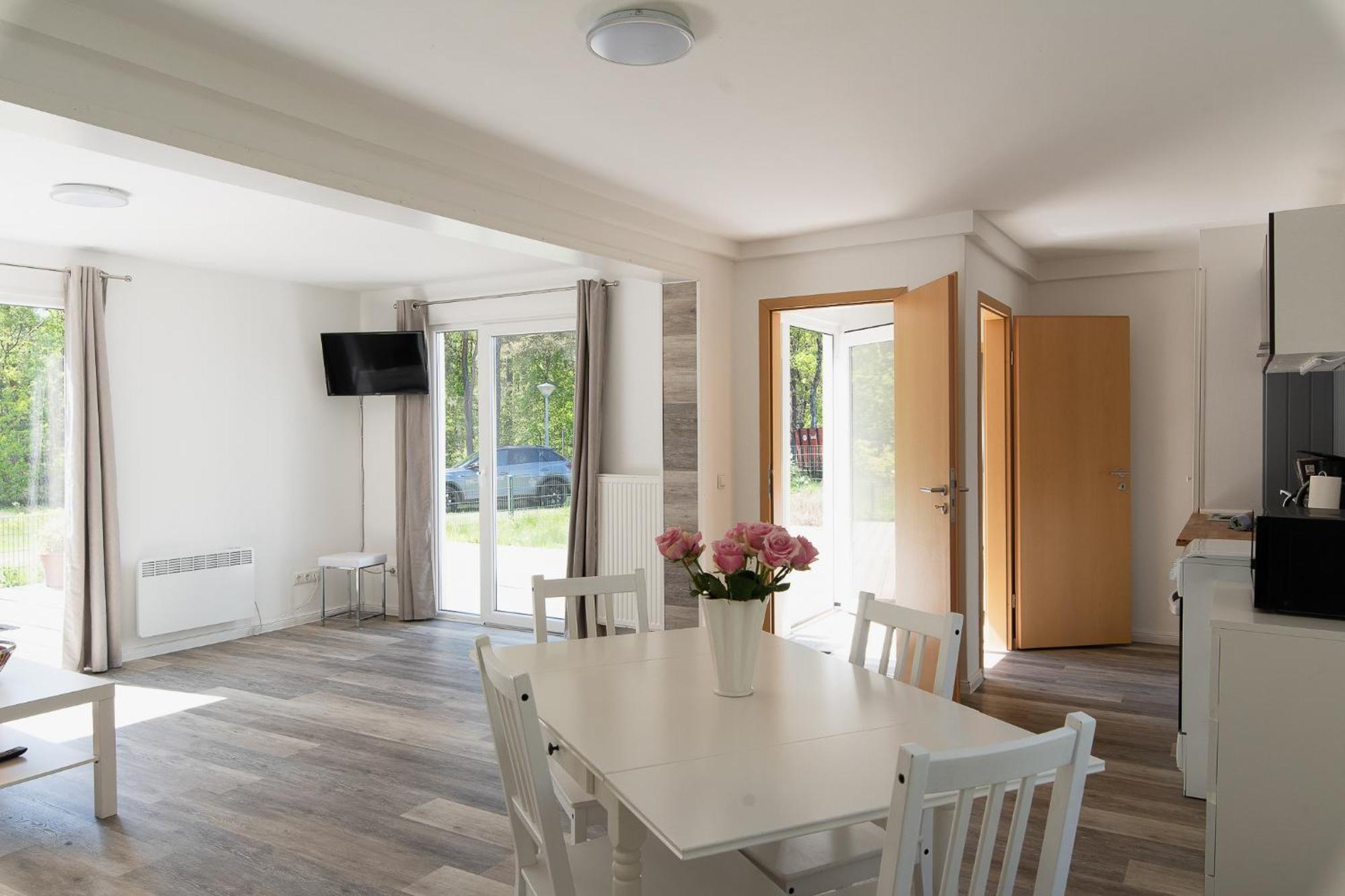 Naturcamping Lueneburger Heide - Chalets & Tiny Haeuser Soltau Εξωτερικό φωτογραφία